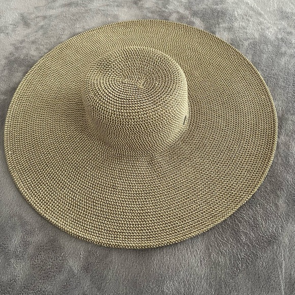 Nine West Large Brim Summer Hat - Picture 4 of 8